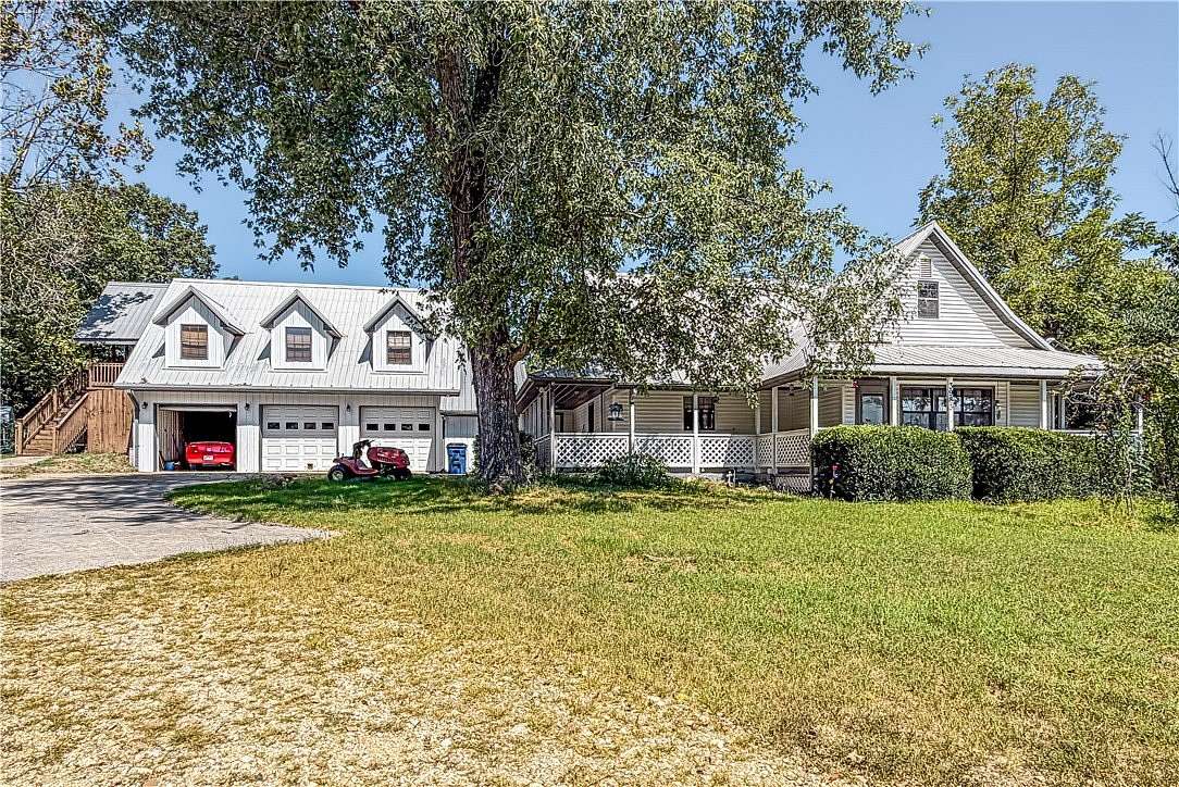 2 Acres of Land with Home for Sale in Harrison, Arkansas