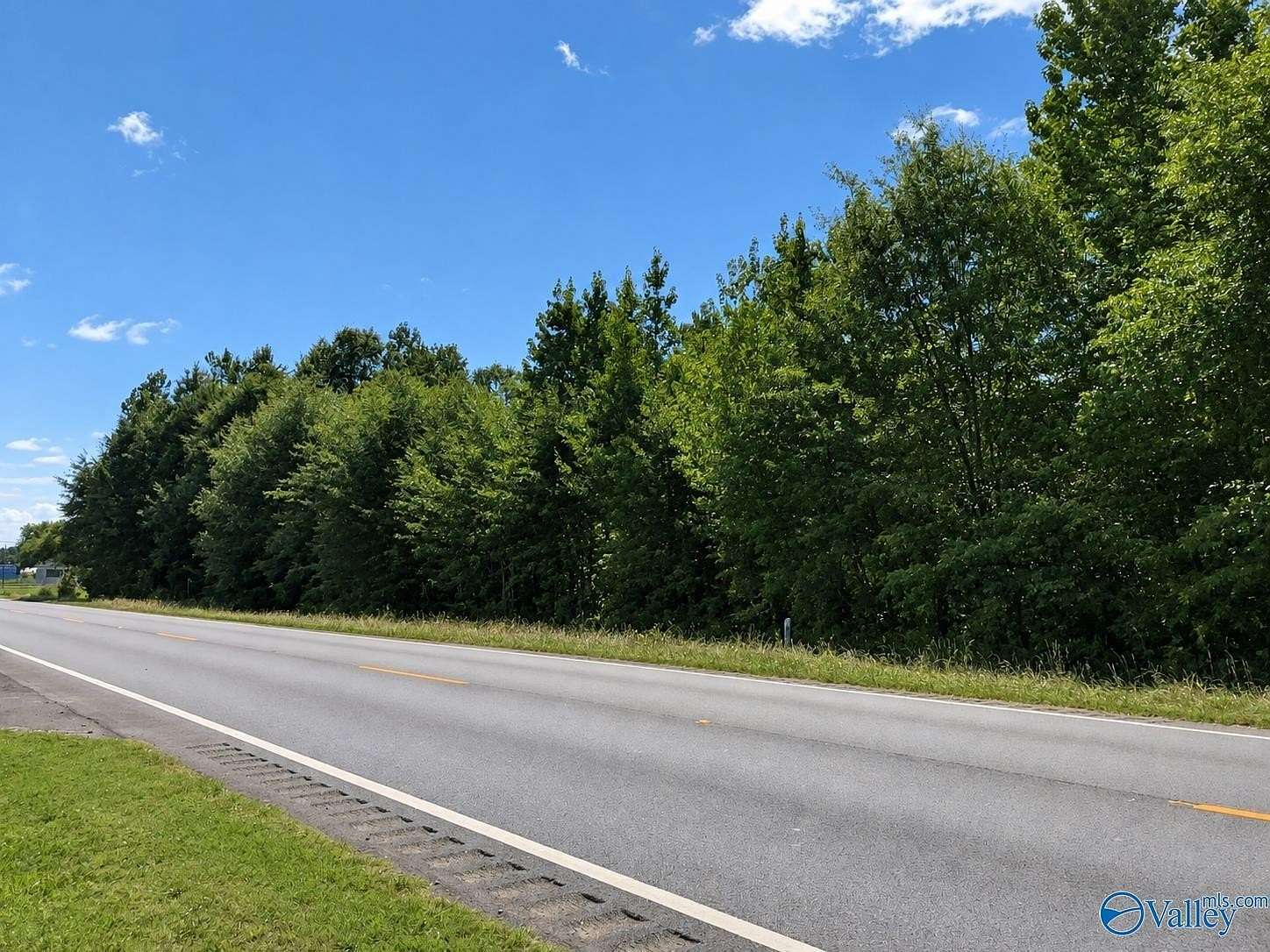 1.18 Acres of Residential Land for Sale in Centre, Alabama