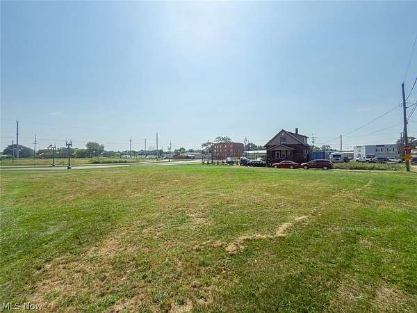 0.3 Acres of Mixed-Use Land for Auction in Canton, Ohio