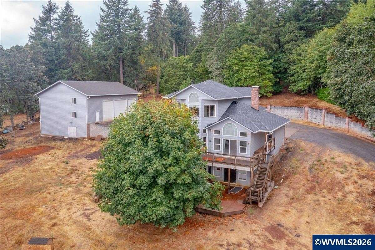 4.39 Acres of Land with Home for Sale in Salem, Oregon