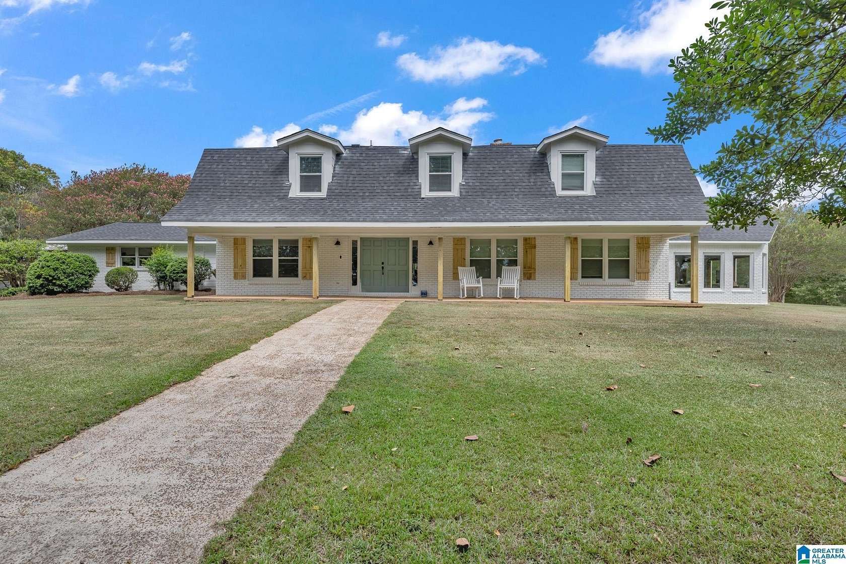 15.5 Acres of Land with Home for Sale in Pell City, Alabama