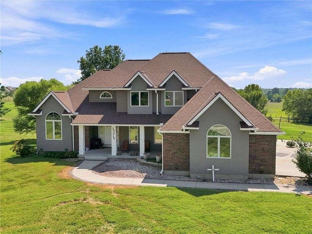 3.65 Acres of Land with Home for Sale in Liberty, Missouri