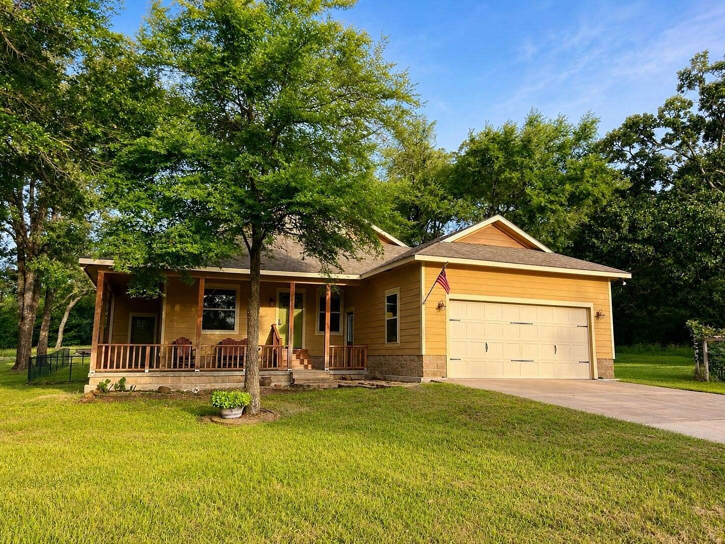 15 Acres of Recreational Land with Home for Sale in Brashear, Texas