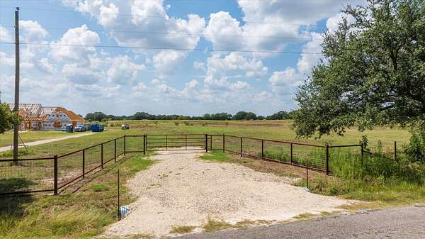 2 Acres of Residential Land for Sale in Granbury, Texas