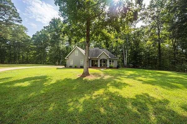 5.1 Acres of Land with Home for Sale in Forsyth, Georgia