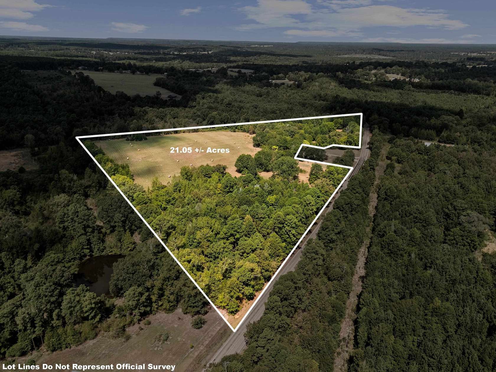 21 Acres of Recreational & Residential Land for Sale in Harleton, Texas
