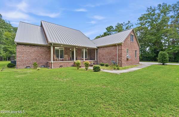 4.4 Acres of Land with Home for Sale in Trenton, North Carolina