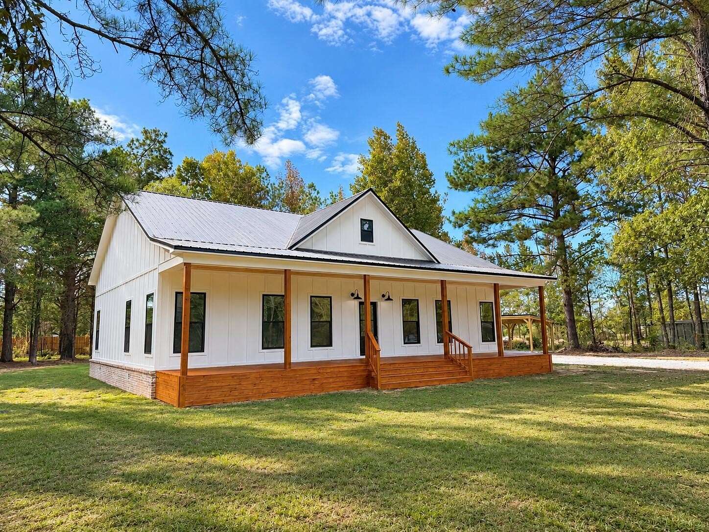 1.53 Acres of Land with Home for Sale in Guntown, Mississippi