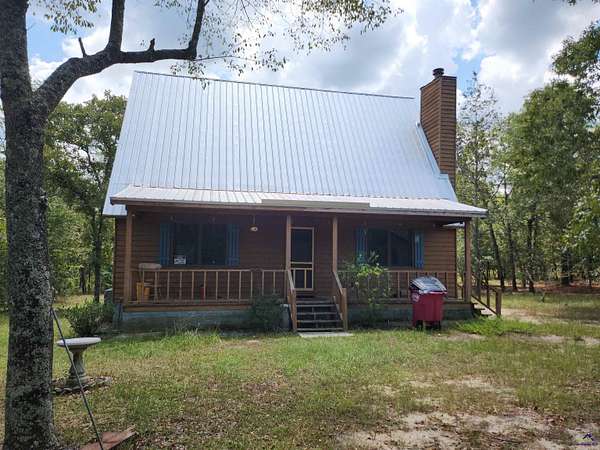 3.52 Acres of Land with Home for Sale in Byron, Georgia