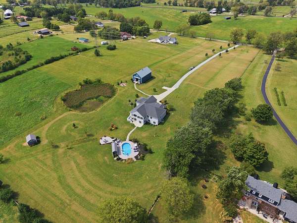 6 Acres of Land with Home for Sale in Versailles, Kentucky