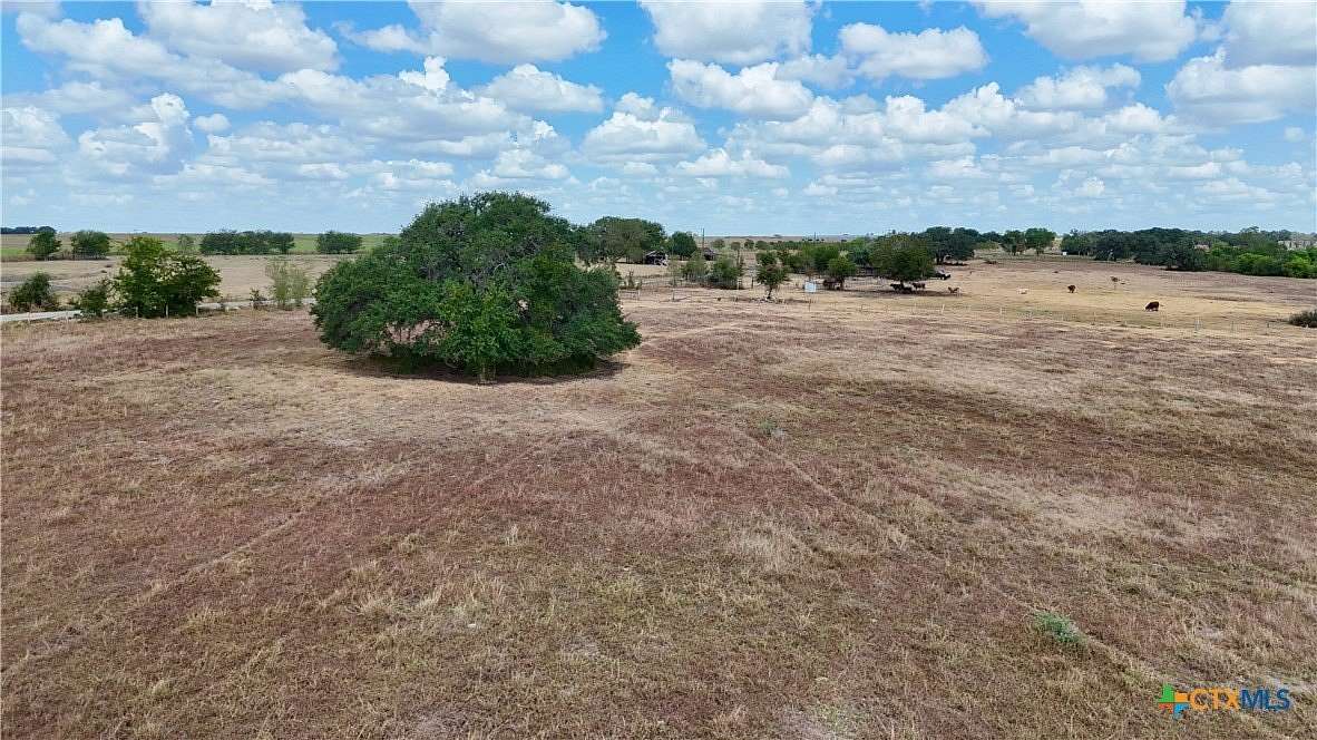 15.3 Acres of Land for Sale in Shiner, Texas