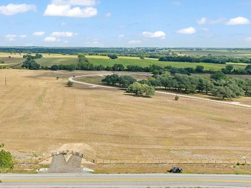 6 Acres of Land for Sale in Schulenburg, Texas