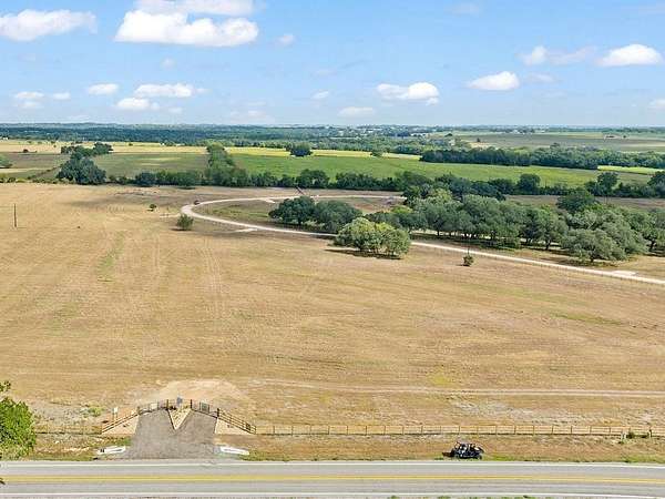 6 Acres of Land for Sale in Schulenburg, Texas