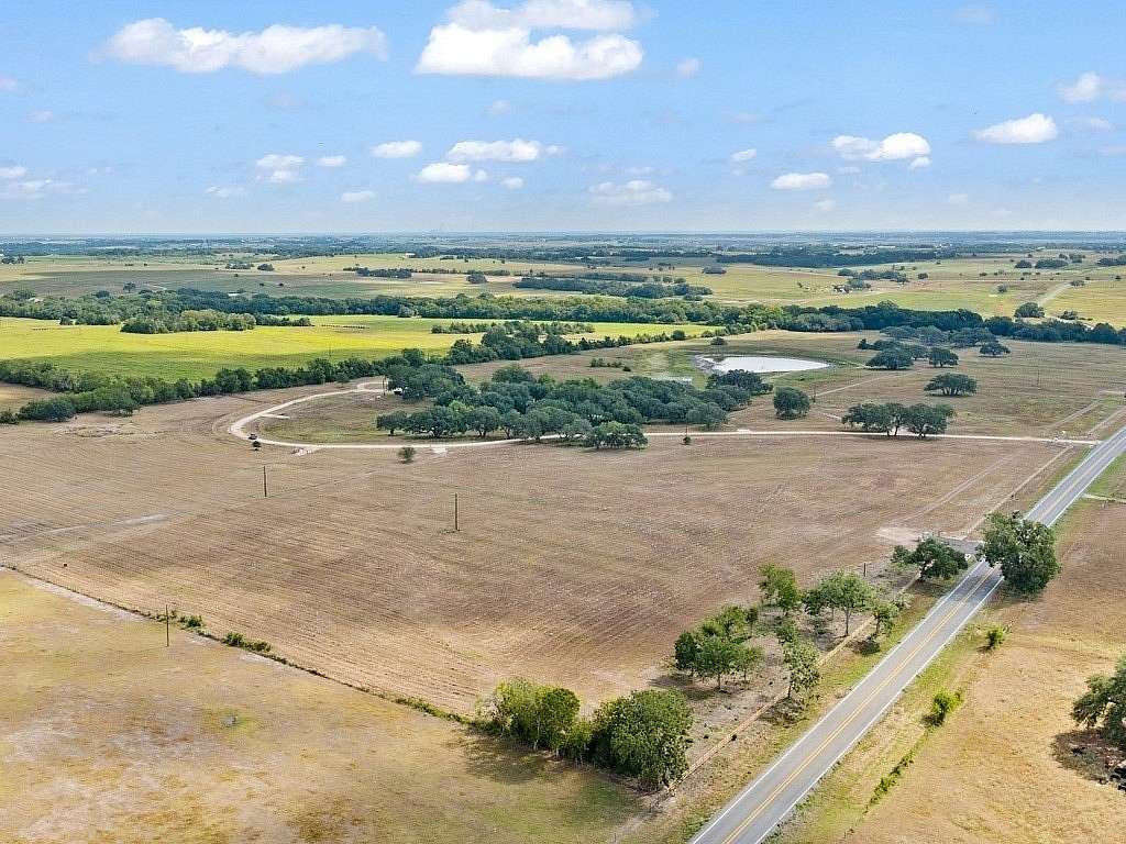 6 Acres of Land for Sale in Schulenburg, Texas