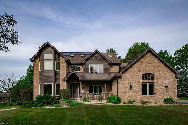 1.82 Acres of Land with Home for Sale in New Lenox, Illinois