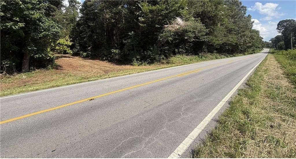 25 Acres of Land for Sale in Roaring River, North Carolina