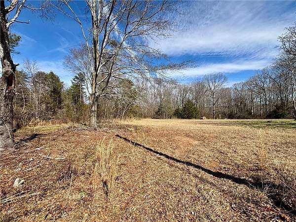 10 Acres of Land for Sale in Anderson, South Carolina