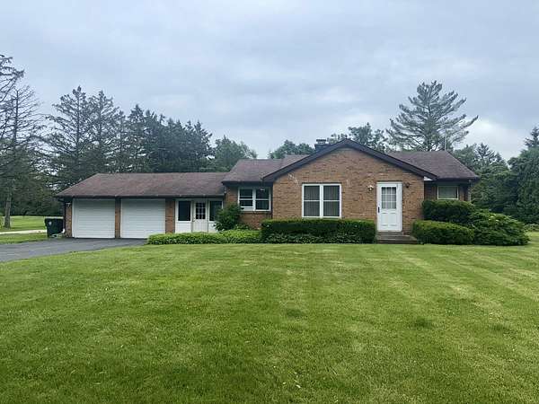 2.4 Acres of Land with Home for Sale in Green Oaks, Illinois