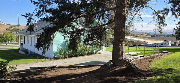 0.61 Acres of Residential Land for Sale in Selah, Washington