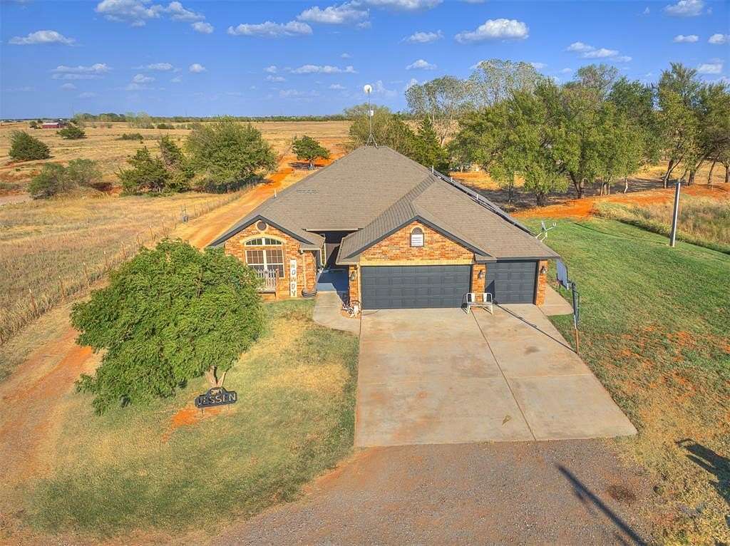5.39 Acres of Land with Home for Sale in Cashion, Oklahoma