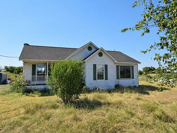3 Acres of Land with Home for Sale in Alvarado, Texas