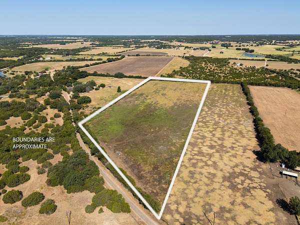 15 Acres of Recreational & Residential Land for Sale in Meridian, Texas