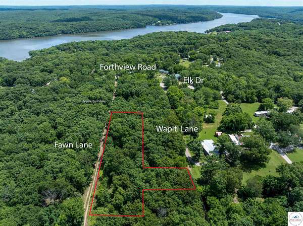 1 Acre of Residential Land for Sale in Edwards, Missouri