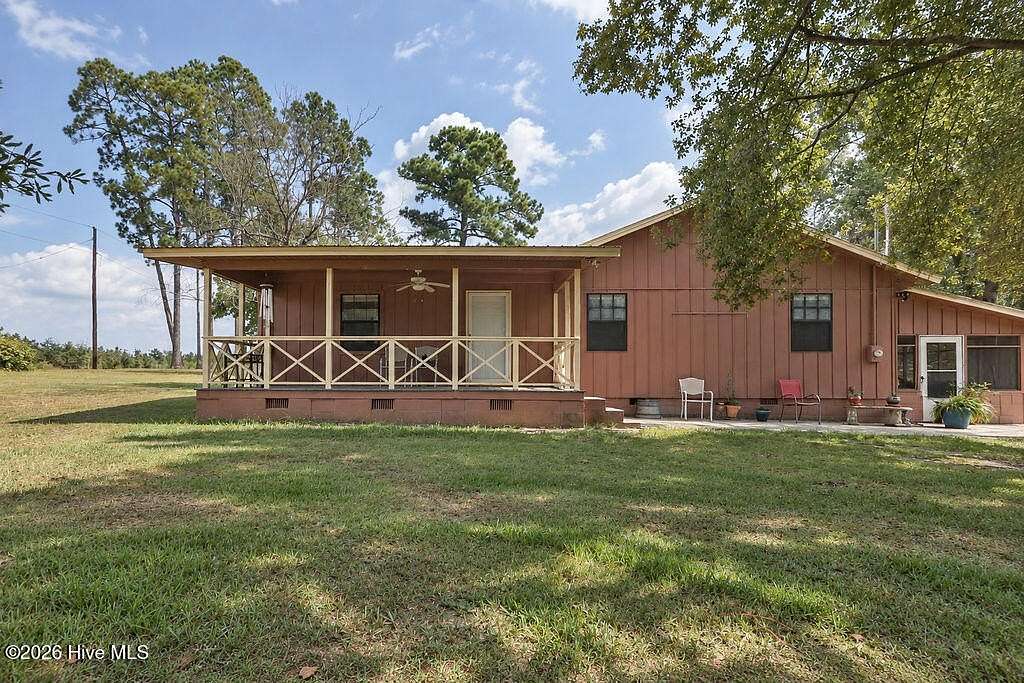 7.12 Acres of Land with Home for Sale in Adrian, Georgia