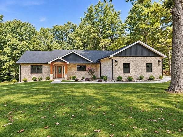 1.5 Acres of Land with Home for Sale in Paris, Tennessee