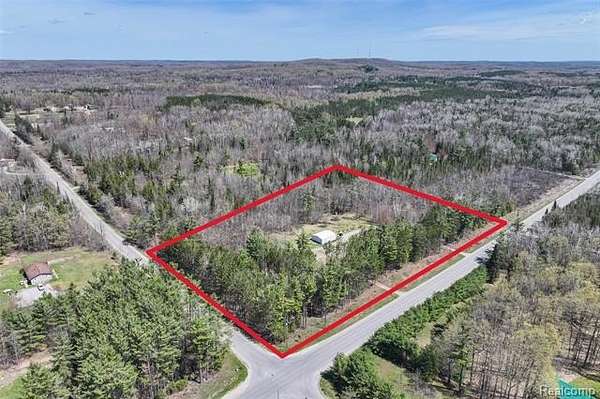 10 Acres of Residential Land for Sale in Elmer Township, Michigan