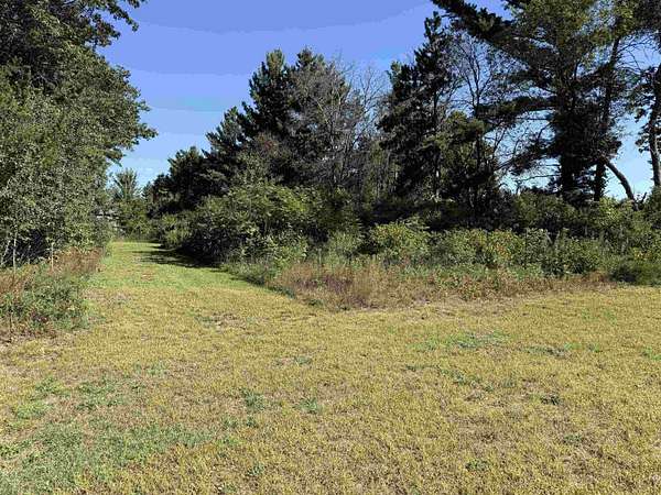0.41 Acres of Residential Land for Sale in Stevens Point, Wisconsin