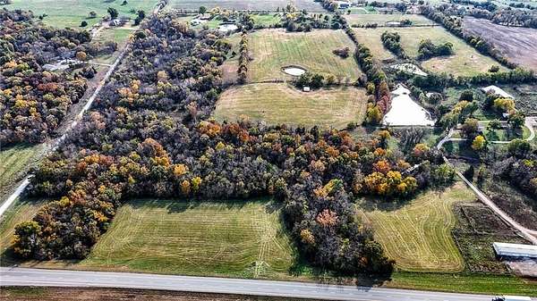 18.8 Acres of Recreational & Residential Land for Sale in Creighton, Missouri