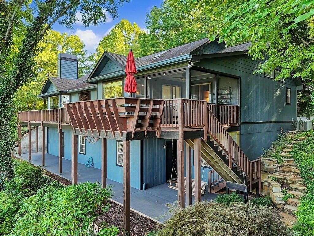2 Acres of Land with Home for Sale in Hiawassee, Georgia