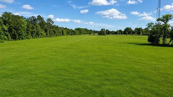 10.4 Acres of Land for Sale in Kirbyville, Texas