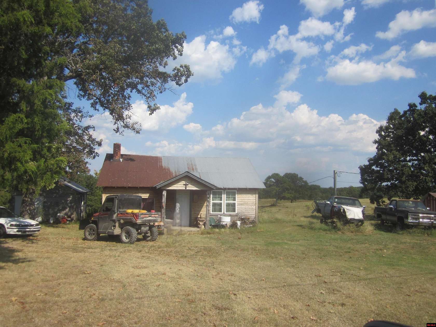 48 Acres of Recreational Land with Home for Sale in Yellville, Arkansas