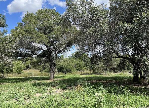 5.49 Acres of Residential Land for Sale in Floresville, Texas