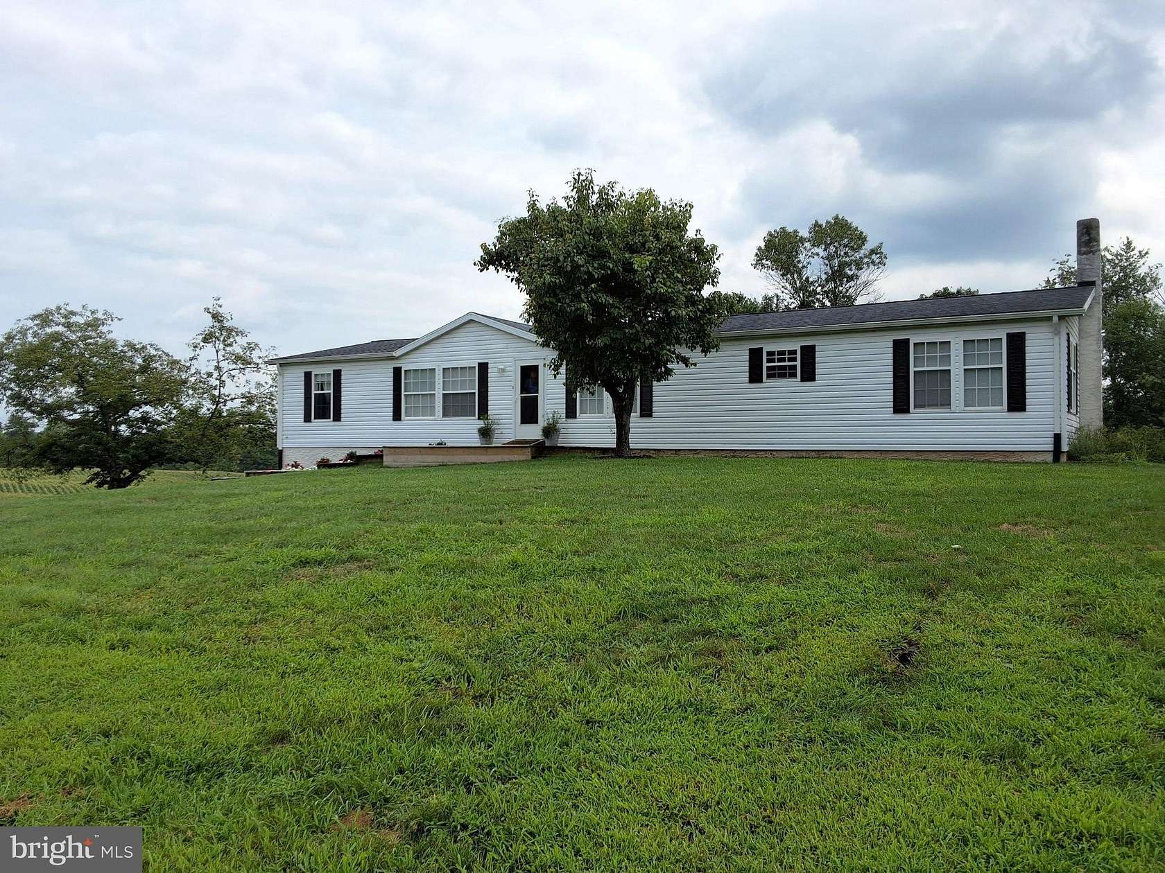 2 Acres of Land with Home for Lease in Manheim, Pennsylvania