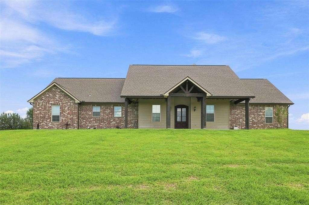 21.5 Acres of Recreational Land with Home for Sale in Sulphur, Louisiana