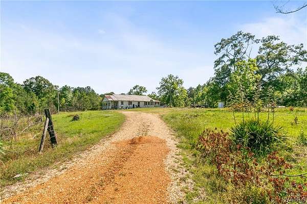 3.12 Acres of Land for Sale in Winfield, Alabama