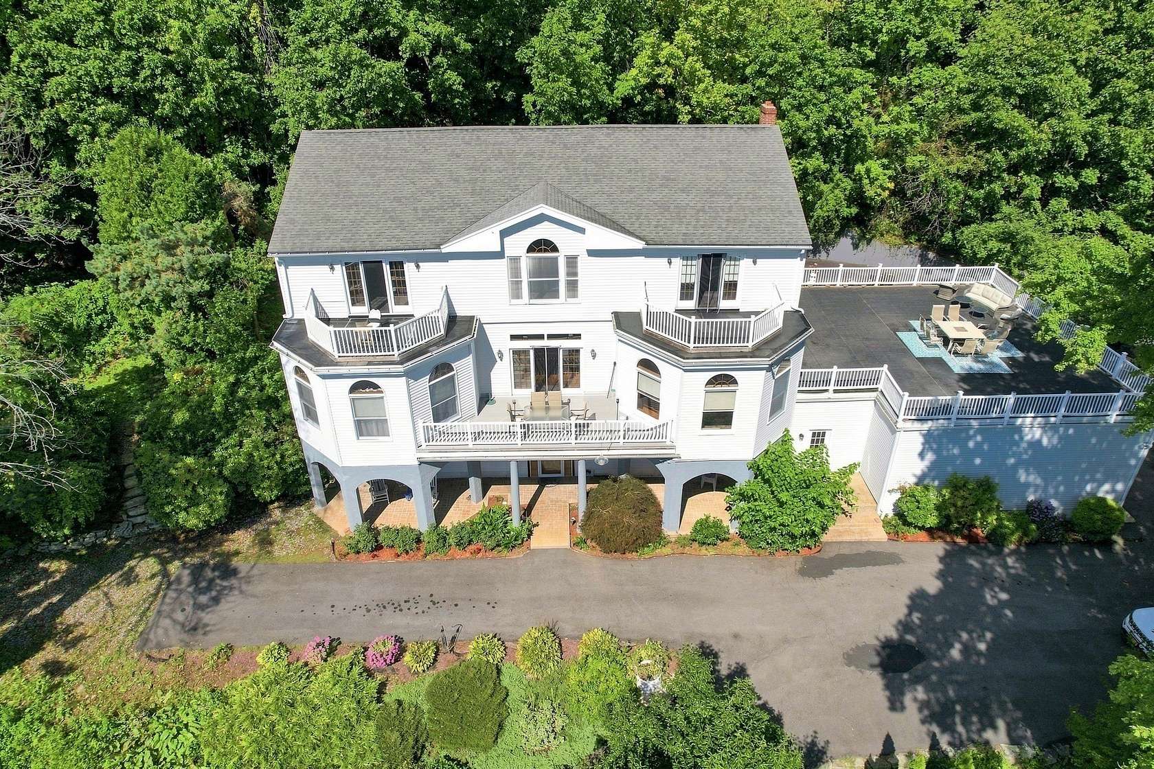2.6 Acres of Land with Home for Sale in Millbury, Massachusetts