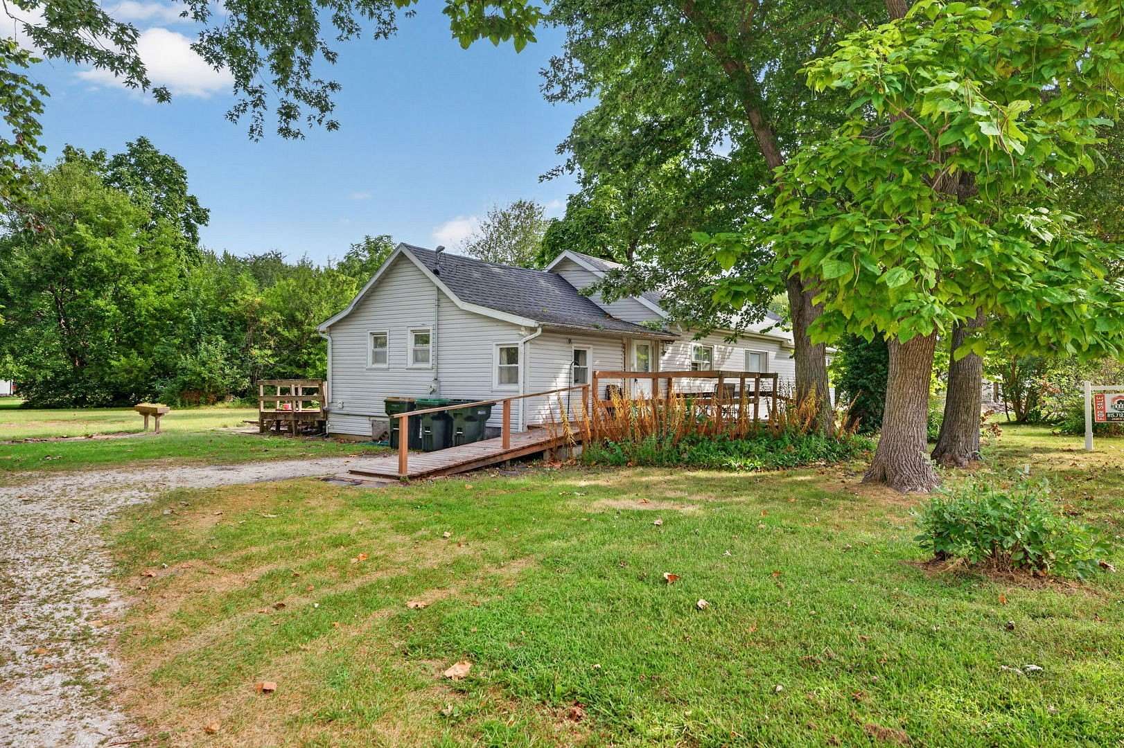 2 Acres of Land with Home for Sale in Braidwood, Illinois