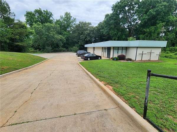 1.89 Acres of Improved Mixed-Use Land for Sale in Decatur, Georgia
