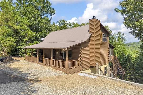 2.64 Acres of Land with Home for Sale in Blairsville, Georgia