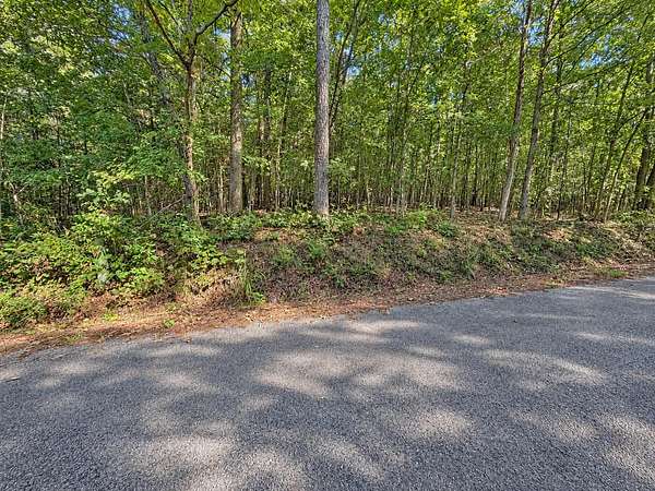 2.5 Acres of Residential Land for Sale in Athens, Tennessee