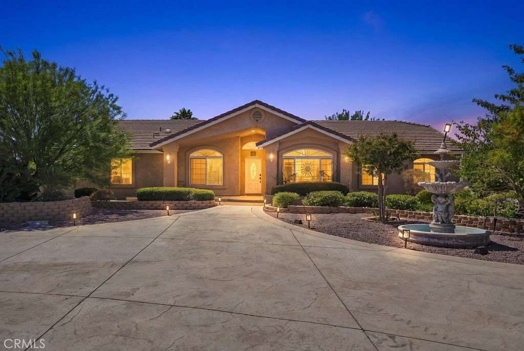 5 Acres of Land with Home for Sale in Oak Hills, California