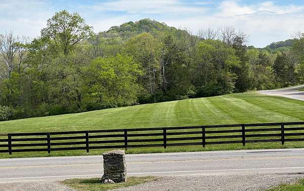 29.4 Acres of Agricultural & Residential Land for Sale in College Grove, Tennessee