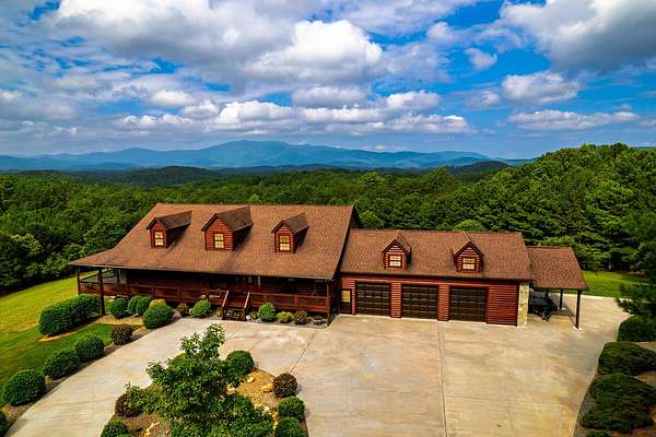 3.29 Acres of Land with Home for Sale in Copperhill, Tennessee