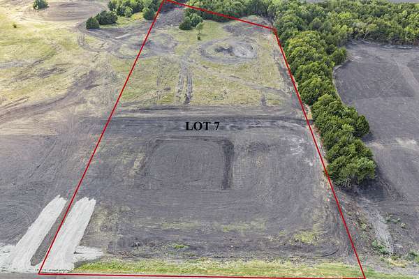 4 Acres of Residential Land for Sale in Greenville, Texas