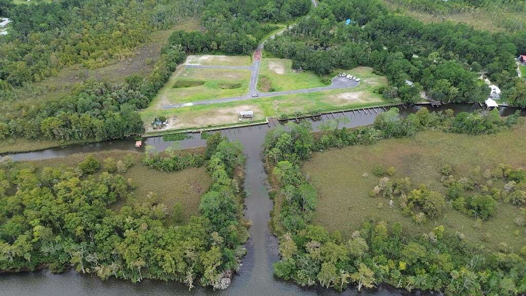 18 Acres of Commercial Land for Sale in Apalachicola, Florida
