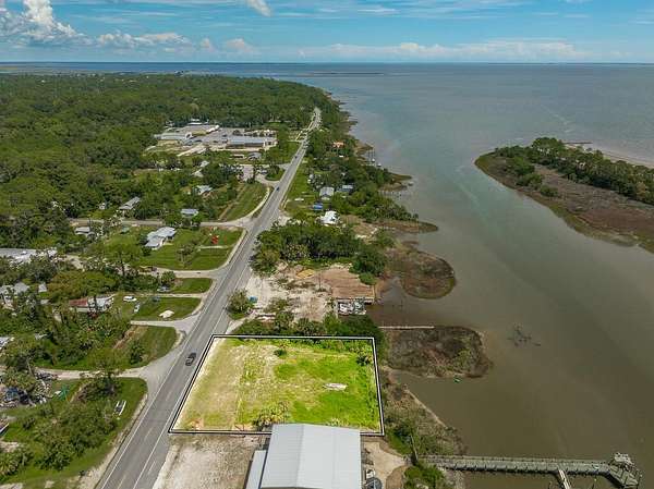 0.58 Acres of Commercial Land for Sale in Apalachicola, Florida